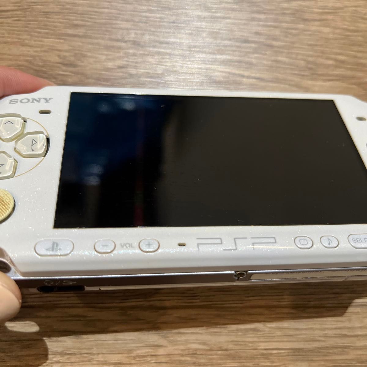 psp-3000 本体　 動作確認済み　バッテリー充電器付き　ラメ　ホワイト PSP