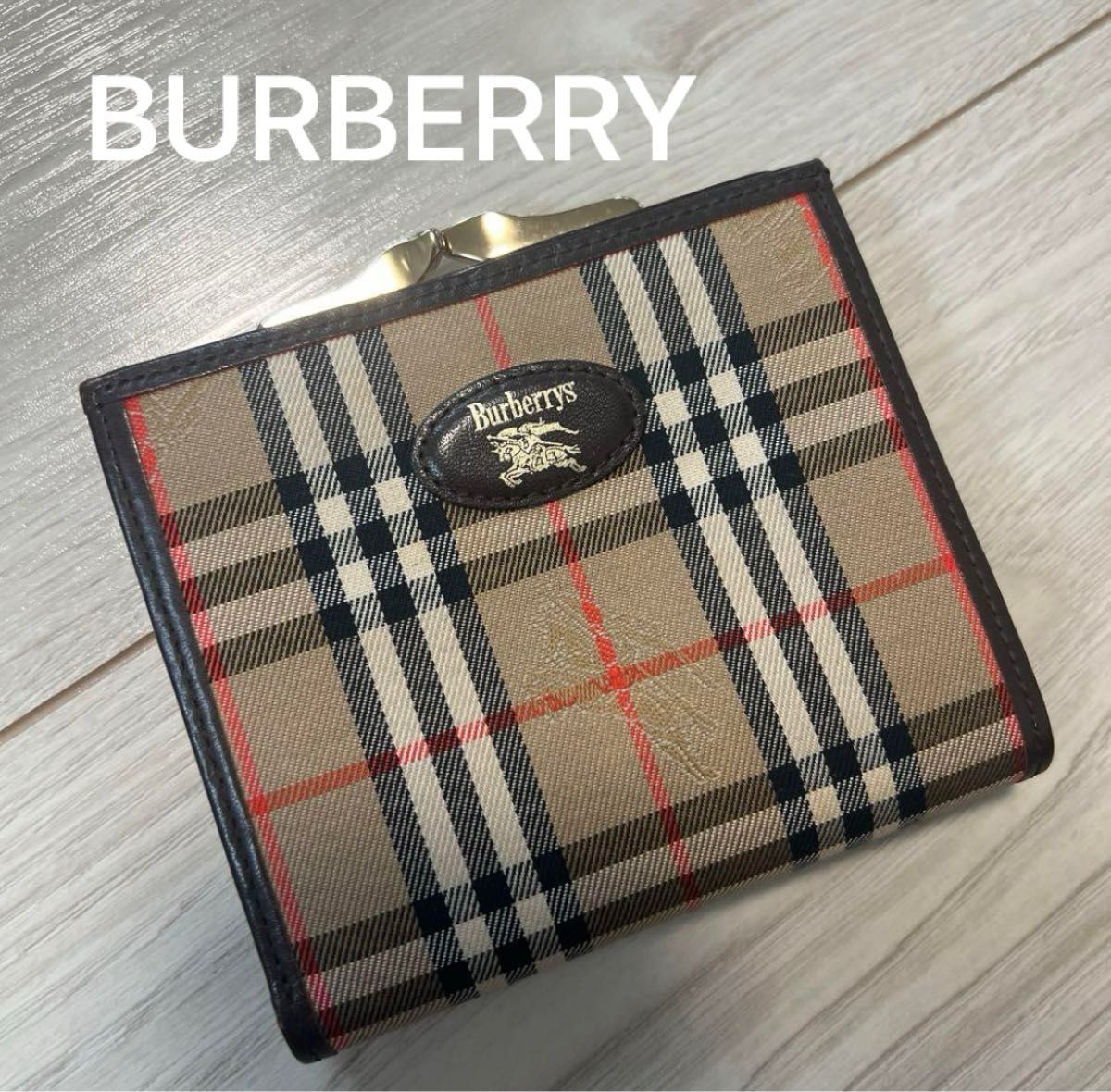 希少！BURBERRY  バーバリー　ノバチェック柄　がま口財布　二つ折り財布　折財布