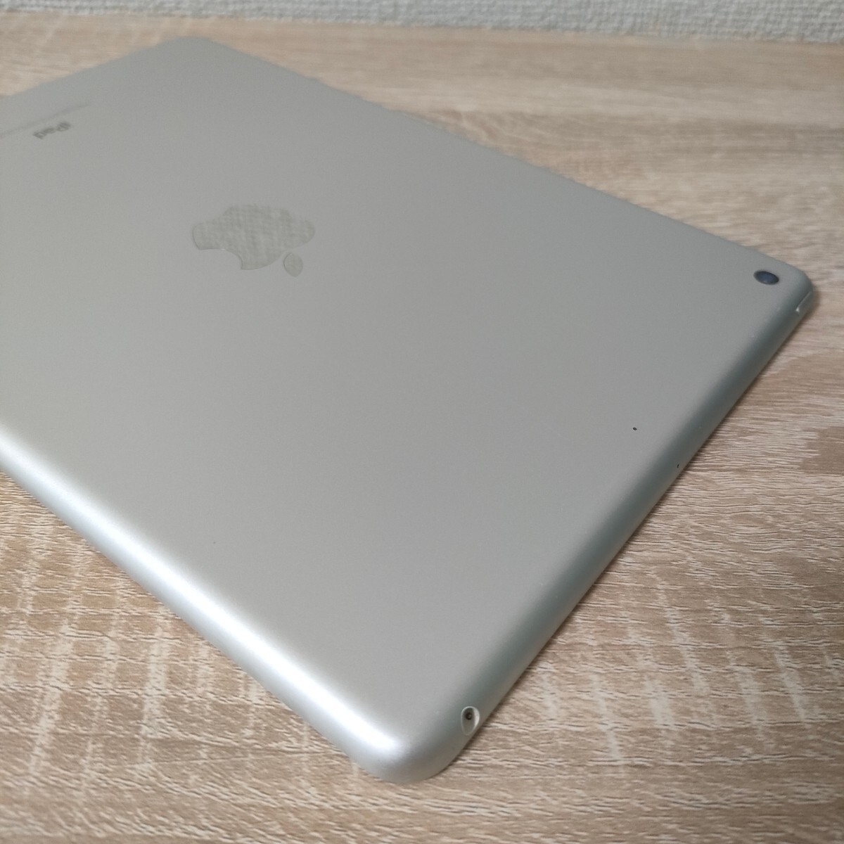 第6世代 iPad 32GB wifiモデル _画像5