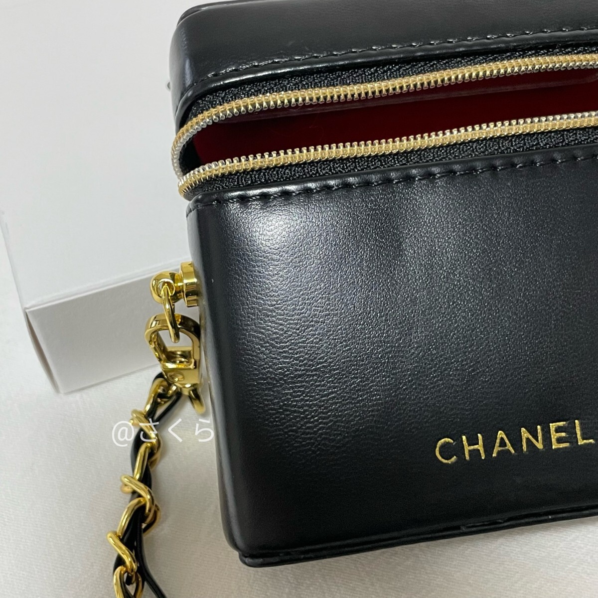 シャネル CHANEL ノベルティ リップケースポーチ チェーン付き シャネル CHANEL ノベルティ リップケースポーチ チェーン付き