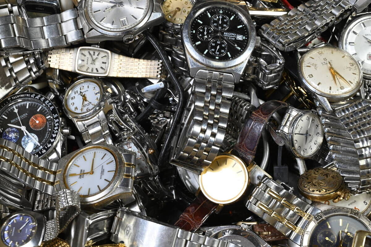 まとめ売りセット 600個以上 腕時計 SEIKO/CITIZEN/LONGINES/CASIO 自動/手巻き/懐中時計/機械式 ゴールドGOLD ジャンク ダイバー 大量_画像9