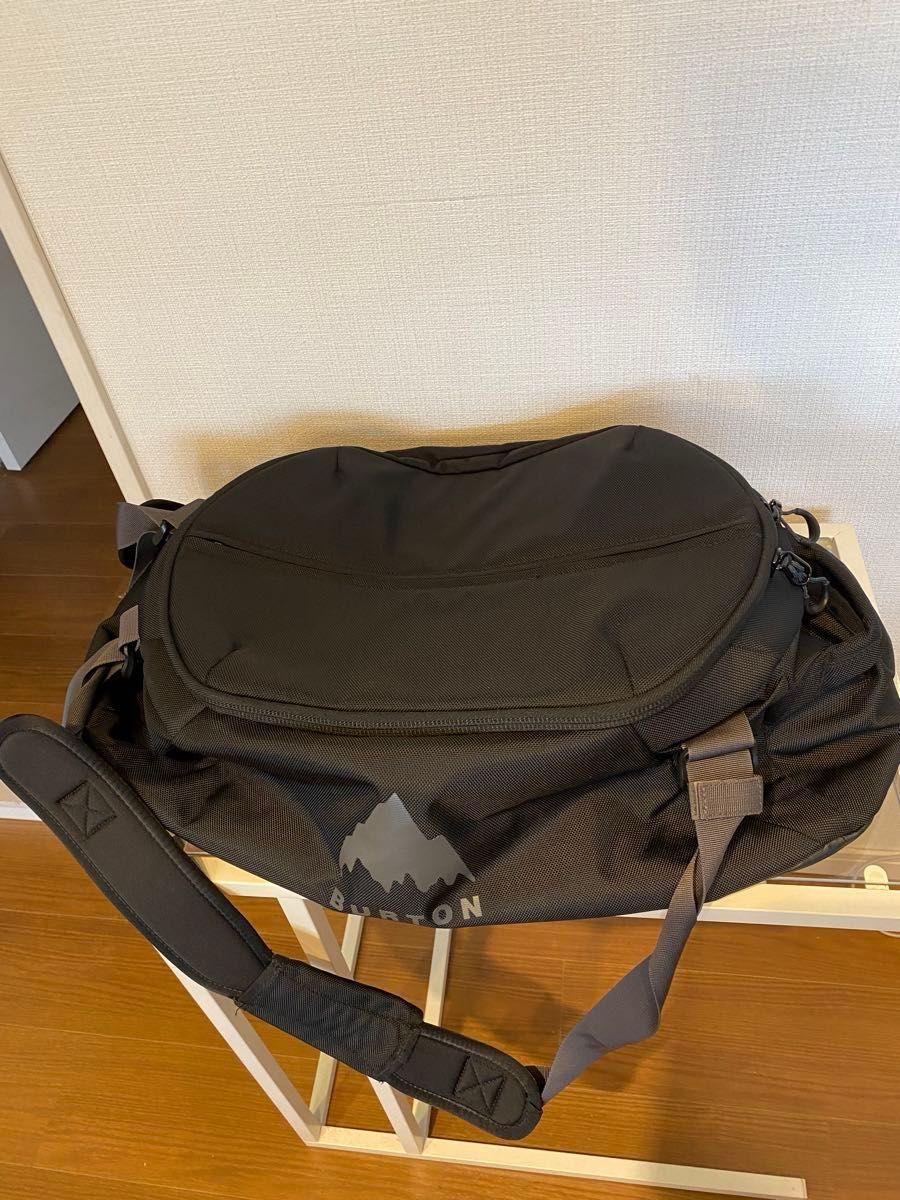 #バートンMultipath 40L スモール ダッフル バッグブラック ダッフルバッグ