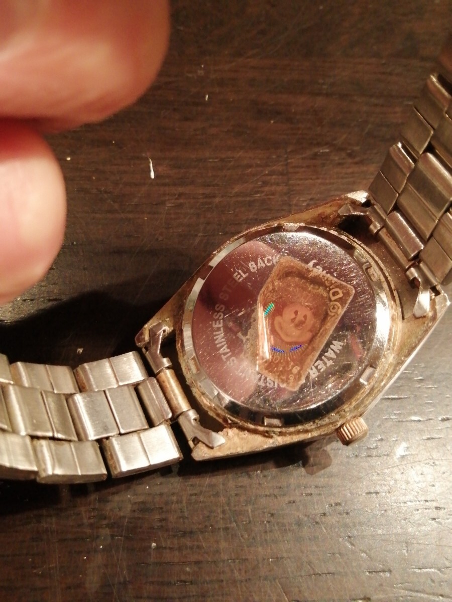 #282 Disney Disney наручные часы Mickey Mouse Mickey Mickey коллекция редкость в это время было использовано Kirakira разряженная батарея работоспособность не проверялась 