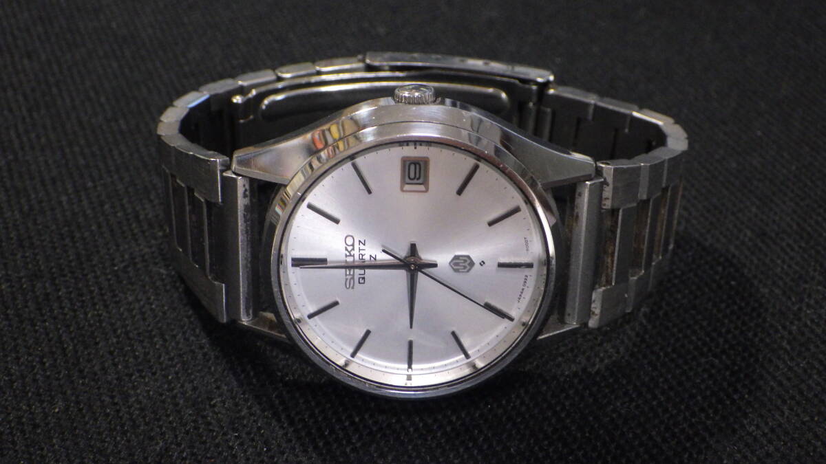 *SEIKO Quartz QZ[0922-8000-G] Vintage silver face men's quartz wristwatch operation goods *