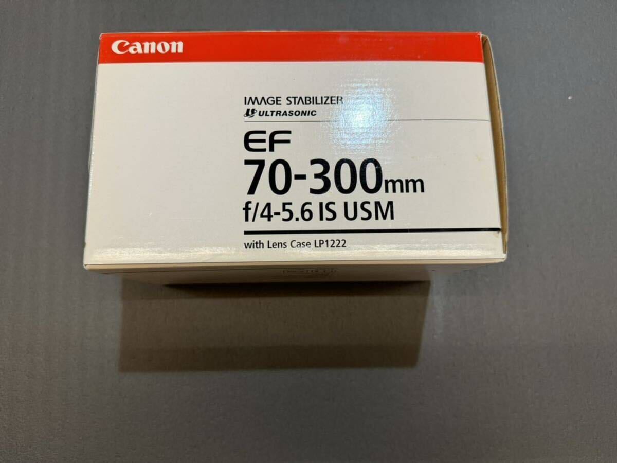 Canon seeing at distance zoom lens EF70-300mm F4-5.6 IS USM original box equipped 