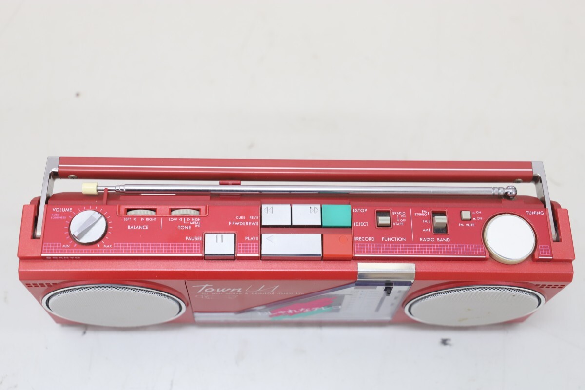 SANYO Sanyo MR-U4T radio-cassette (D3293)