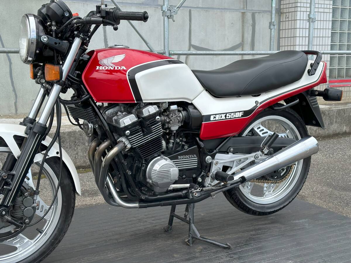 CBX550F 純正カラー!! 外装とても綺麗です!! ホンダ HONDA エンジン実働 動画あり 旧車絶版車 CBX400F CBX550F2 インテグラ_画像5