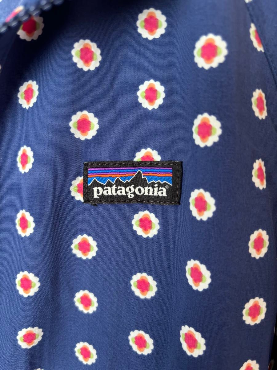 Patagonia ウィンドブレーカー　花柄