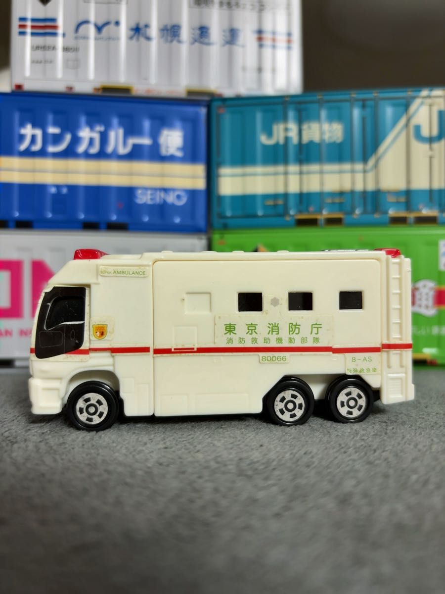 トミカ　ハッピーセット　東京消防庁　特殊救急車(シール剥がれあり)
