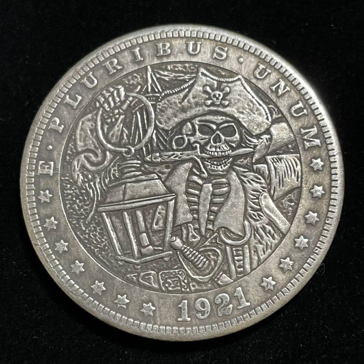 硬貨 古銭 アメリカ ホーボーニッケルコイン 1921年 海賊 スカル 髑髏 イーグル リバティ 記念コイン _画像1