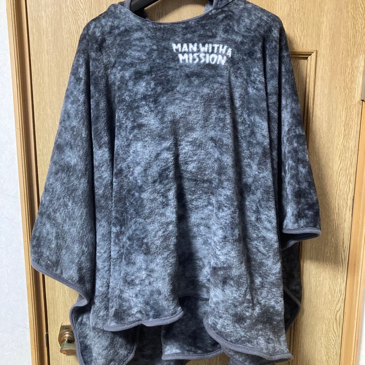 MAN WITH A MISSION お毛並みブランケット 美品｜Yahoo!フリマ