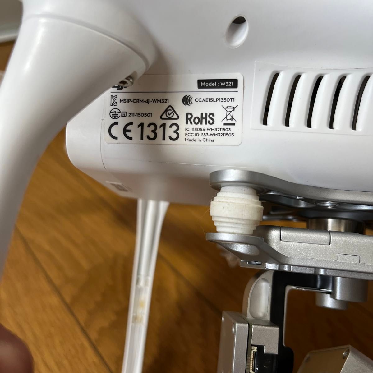 バッテリー新品　プロペラ新品　DJI ドローン Phantom 3 STANDARD スタンダード