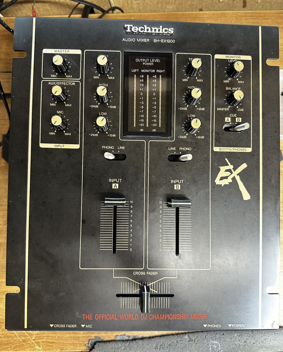 Technics Technics DJ mixer SH-EX1200.
