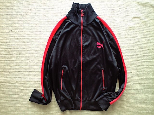 即決 大きめXLサイズ 80s vintage PUMA ジャージ 黒x赤 ビース 即決 大きめXLサイズ 80s vintage PUMA ジャージ 黒x赤 ビース