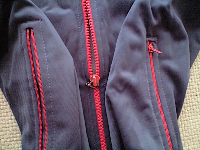 即決 80s vintage PUMA ジャージ Mサイズ グレー x 赤 ビース 即決 80s vintage PUMA ジャージ Mサイズ グレー x 赤 ビース