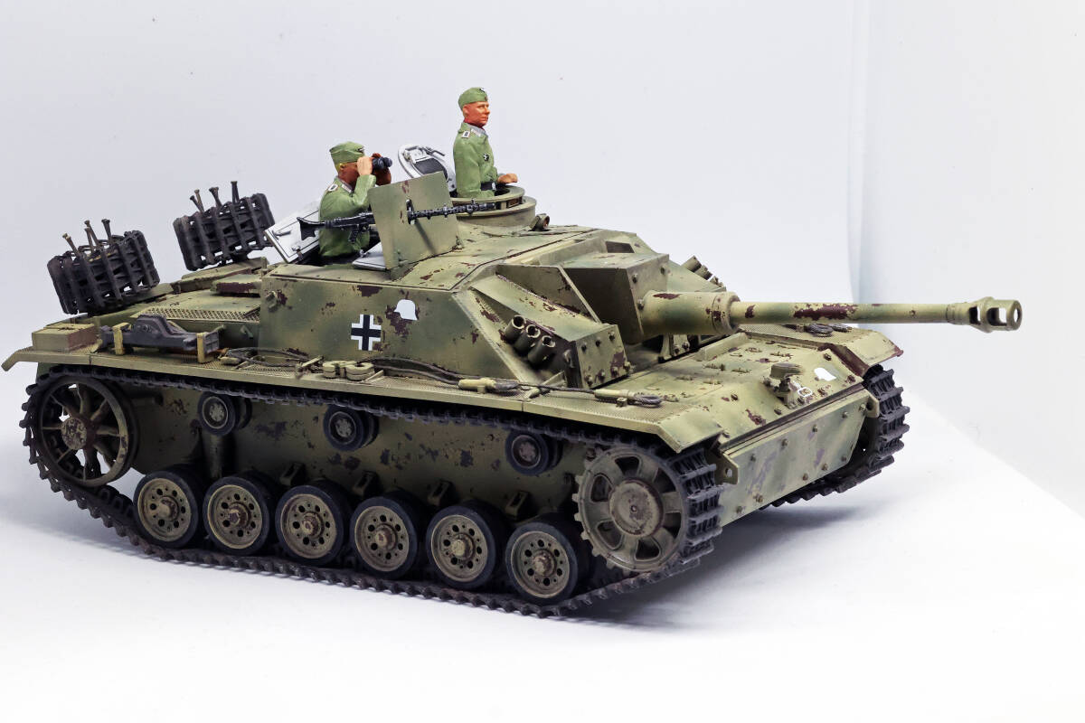 TAKOM 1/35 StuG.3Ausf.G EARLY PRODUCTION and Tristar 007ドイツ自走砲兵セット2から2体完成品の画像8