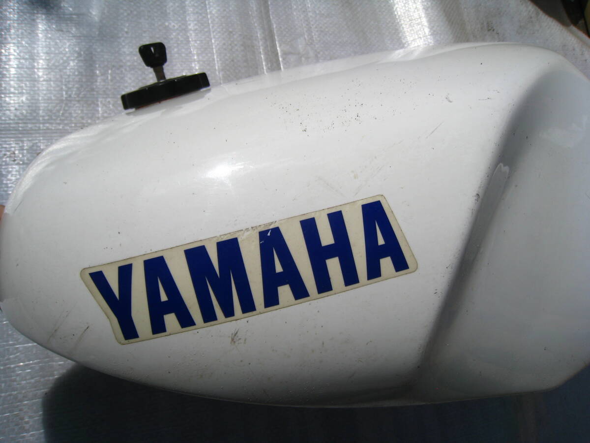 * Yamaha RZ250 R series tanker gasoline tank fuel tank key equipped USED