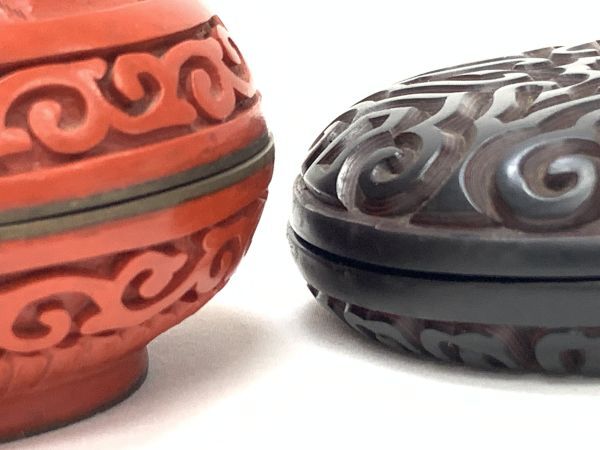  era China . profit . profit incense case other 2 point together set ... black carving flower incense case cover thing small articles go in carving lacquer lacquer ware lacquer tea utensils tea utensils . road 
