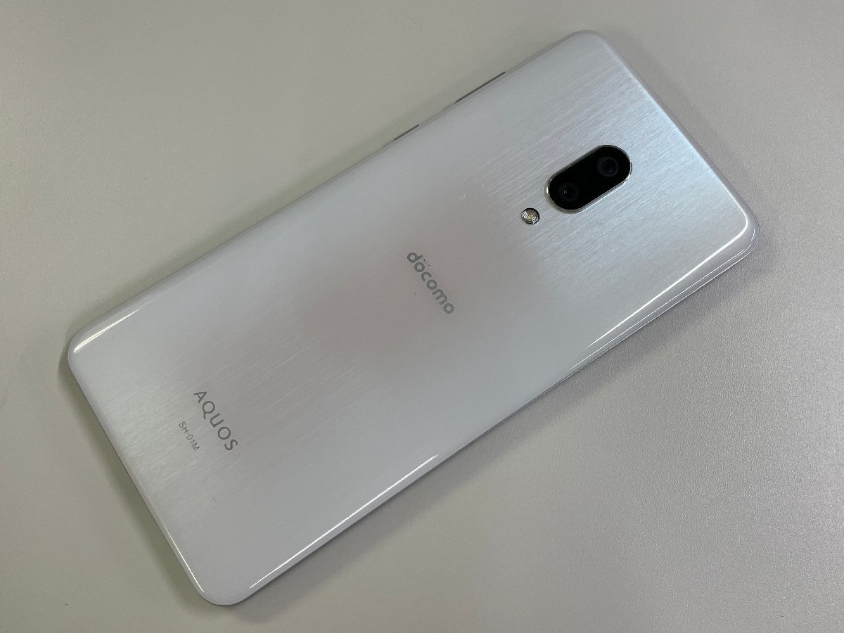 docomo SHARP AQUOS zero2 SH-01M Misty White SIMロック解除済 ジャンク_画像2