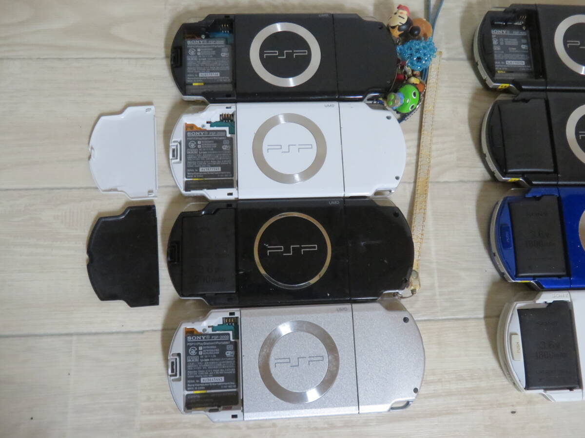 SONY PSP корпус PSP-3000×1 шт. / PSP-2000×3 шт. / PSP-1000×4 шт. / итого 8 шт. продажа комплектом хранение в помещении товар дополнение изображение есть 