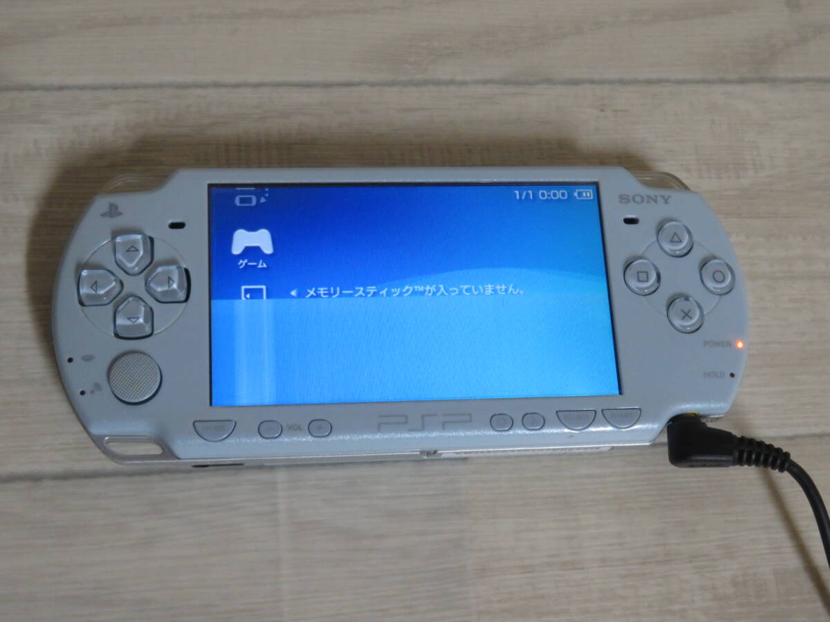 美品! SONY PSP本体 PSP-3000×4台 / PSP-2000×2台 / 計6台 まとめ売り 室内保管品 追加画像有り _画像8