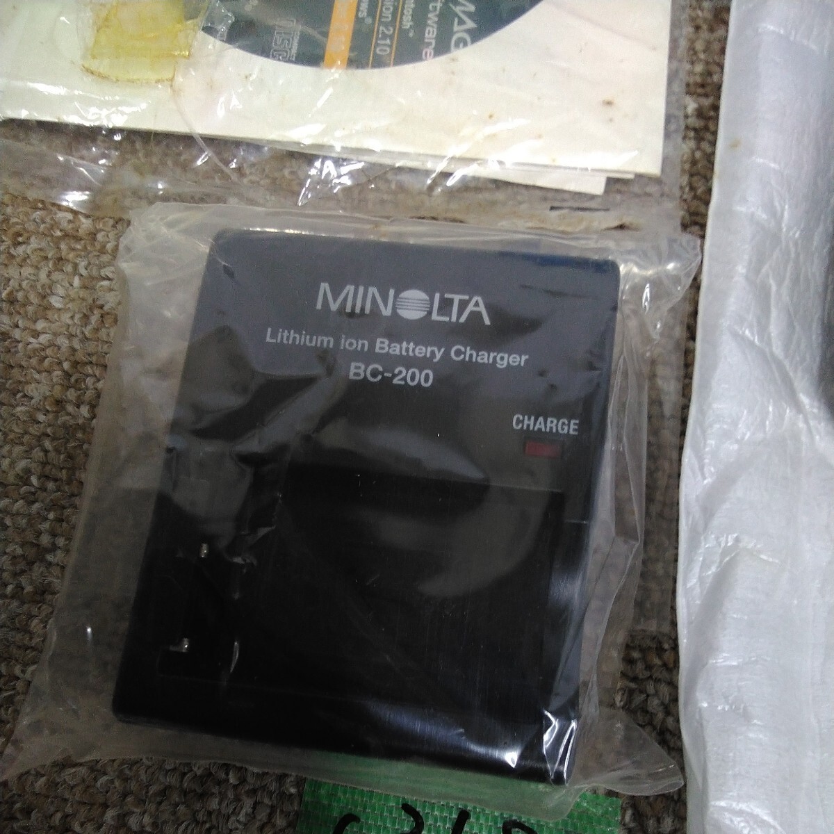 c3683 стоимость доставки 520 иен корпус выставленный товар хранение Minolta Minolta DiMAGE Xi 5.7-17.1mm F2.8-3.6 компактный цифровой фотоаппарат аккумулятор. зарядка не возможно 