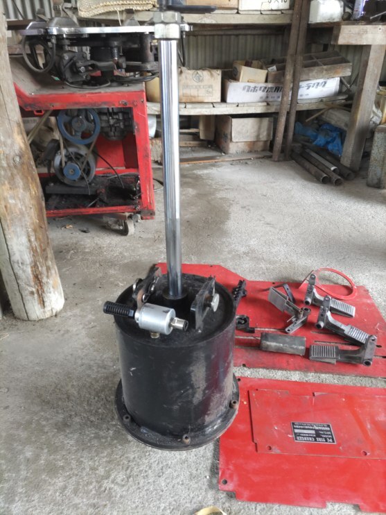  Ono . machine . tire changer Exceed 24 part removing junk 