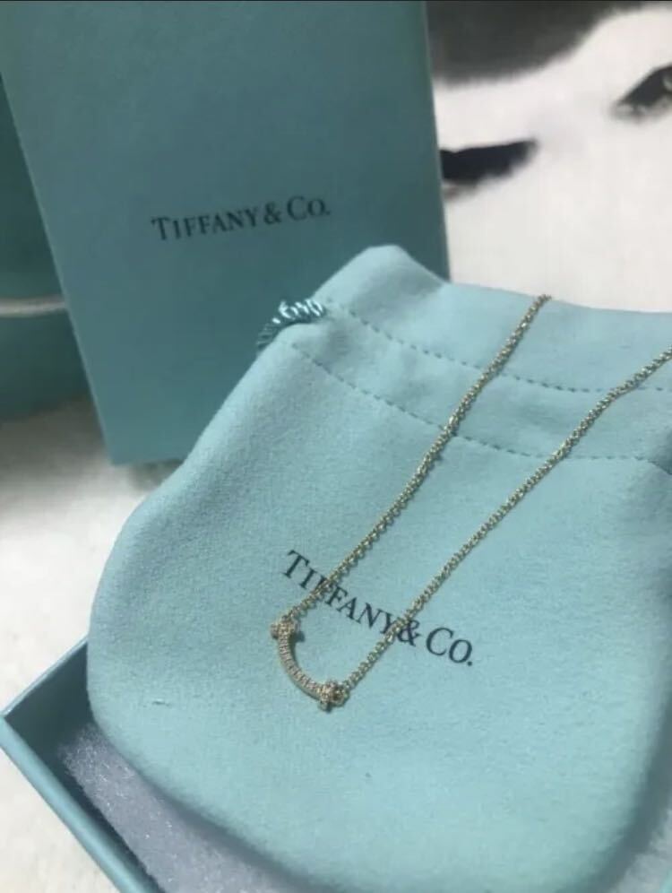 Tiffany Co ティファニー ネックレス スマイルT イエローゴールド ミニ の画像2