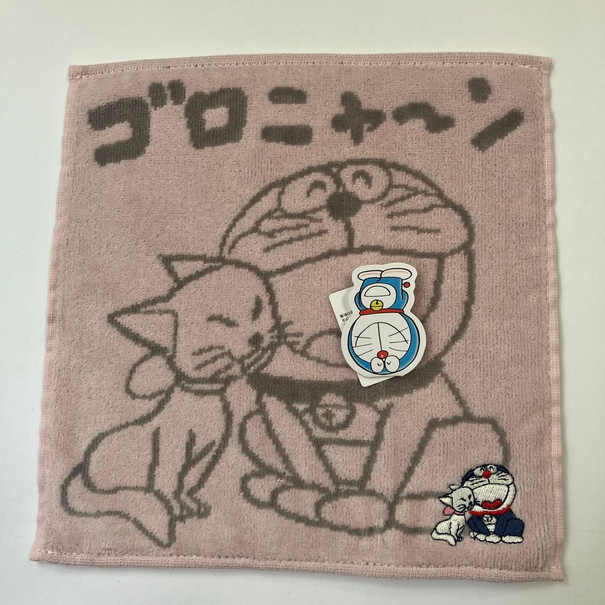 ドラえもん　ハンカチ　3枚　ミニ　タオルハンカチ　タオル　刺繍