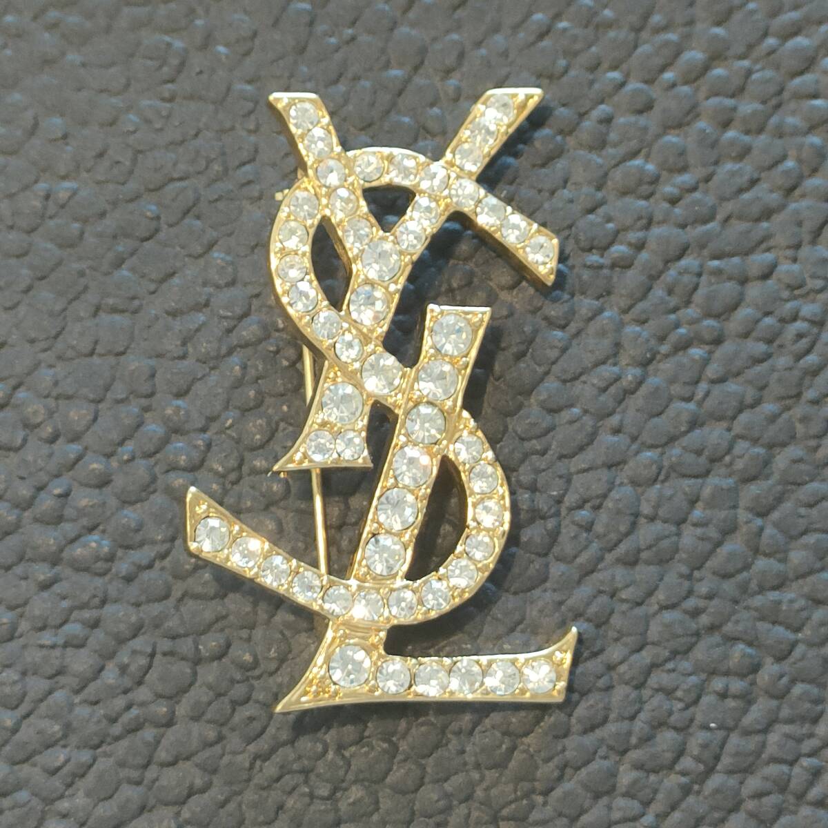  Yves Saint-Laurent YSL Logo brooch Gold rhinestone accessory none 