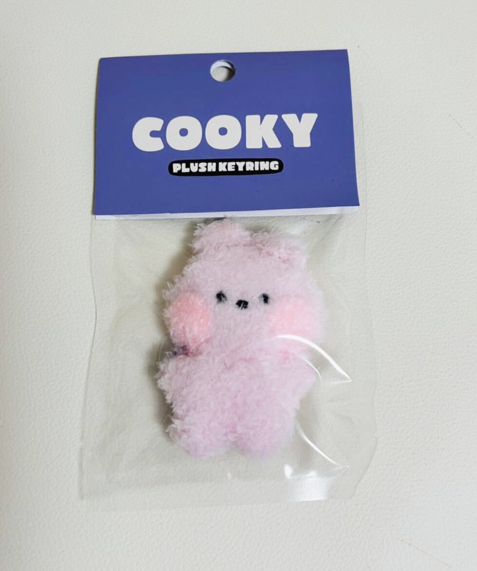 【新品】BT21 ぬいぐるみキーリング プラッシュ mini minini ミニミニニ マスコット COOKY クッキー_画像1