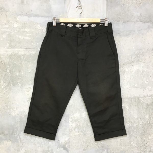 美品■Dickies/ディッキーズ 膝下丈 クロップドパンツ ハーフパンツ 黒 ズボン パンツ デニム ブラック 28 メンズ パンツ ｃ1014K30_画像2