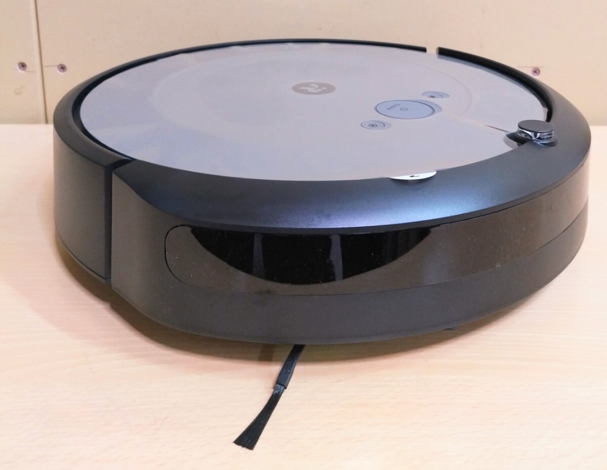 iRobot アイロボット Roomba ルンバ i2 i215860 極美品 景品で頂き保管品 保護シール付き 一度も使用しておりません の画像5
