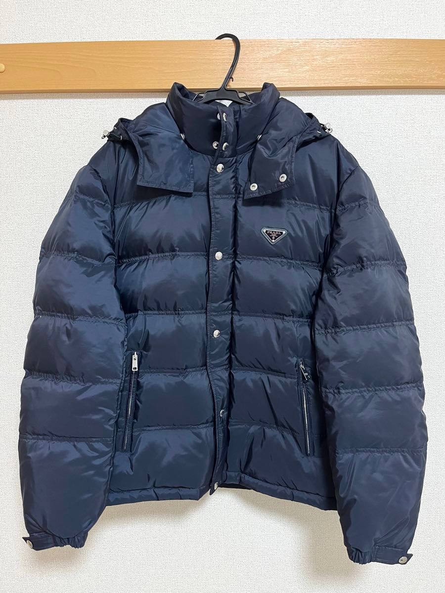 使用1回のみ 正規店購入証明書付き PRADA プラダダウン 使用1回のみ 正規店購入証明書付き PRADA プラダダウン