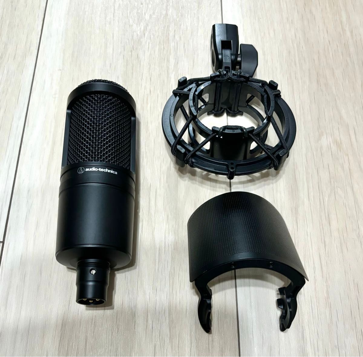 audio technica AT2020 コンデンサーマイク　美品　専用ポップガード&ショックマウント付