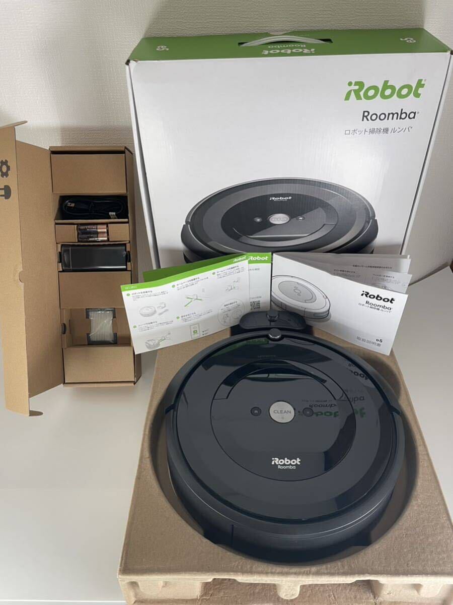 美品 動作品 iRobot ルンバ Roomba e5アイロボット ロボット掃除機 掃除 バーチャルウォール未使用 フィルター新品付属 1スタ 1円スタートの画像1