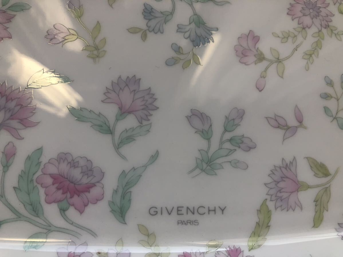 GIVENCHY 皿の画像2