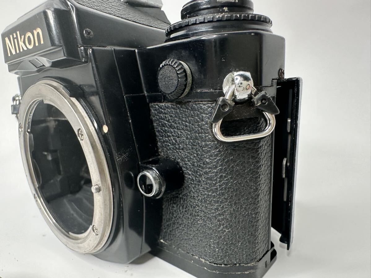 T33 Nikon FE2 一眼レフカメラ ボディ フィルムカメラ _画像5