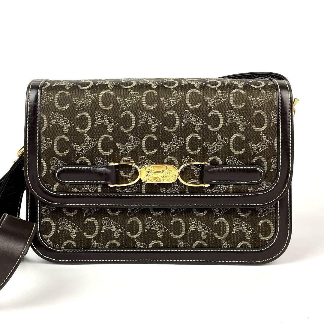 美品】CELINE セリーヌ ショルダーバッグ 馬車金具 C サルキー 美品】CELINE セリーヌ ショルダーバッグ 馬車金具 C サルキー