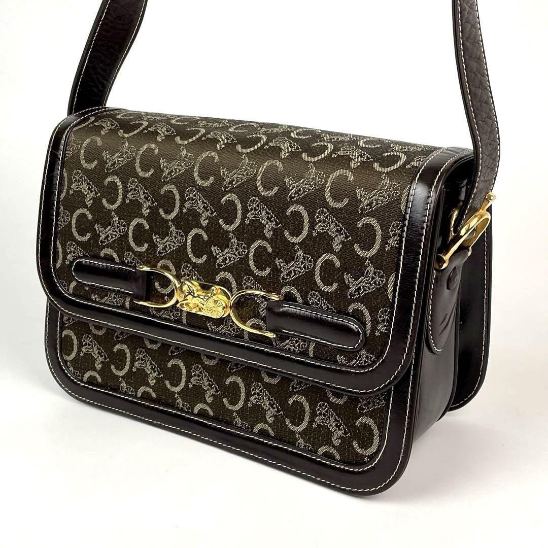 美品】CELINE セリーヌ ショルダーバッグ 馬車金具 C サルキー 美品】CELINE セリーヌ ショルダーバッグ 馬車金具 C サルキー