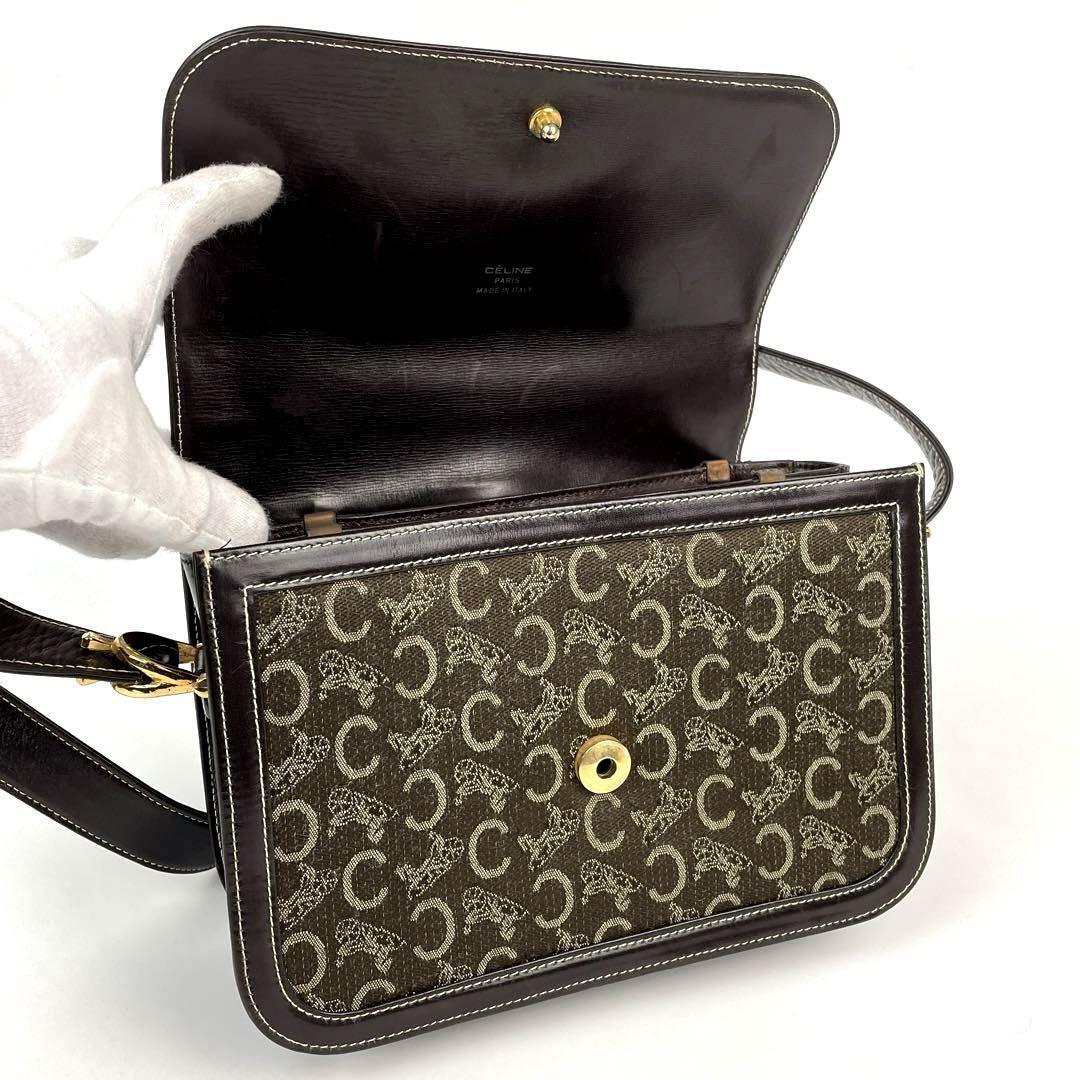美品】CELINE セリーヌ ショルダーバッグ 馬車金具 C サルキー 美品】CELINE セリーヌ ショルダーバッグ 馬車金具 C サルキー