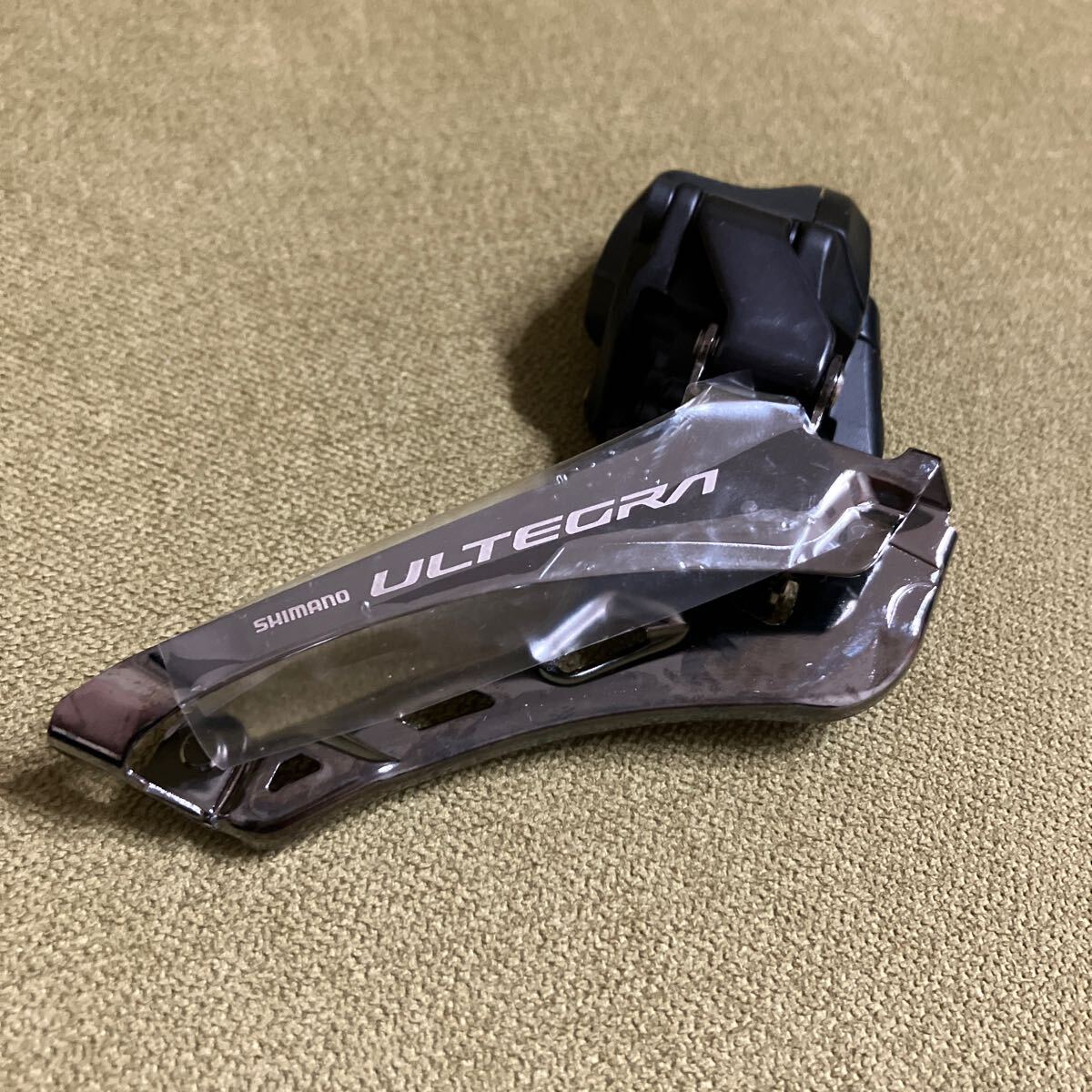 ULTEGRA FD-R8150 フロントディレイラー SHIMANO _画像1