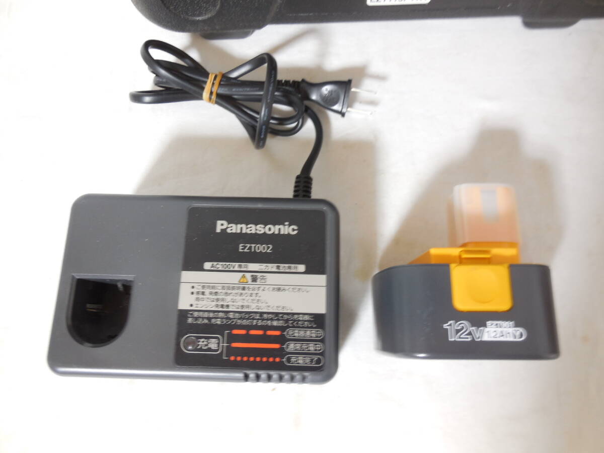 □パナソニック 充電ドリルドライバー EZT113P バッテリーx2・充電器・ケース付 Panasonicの画像7