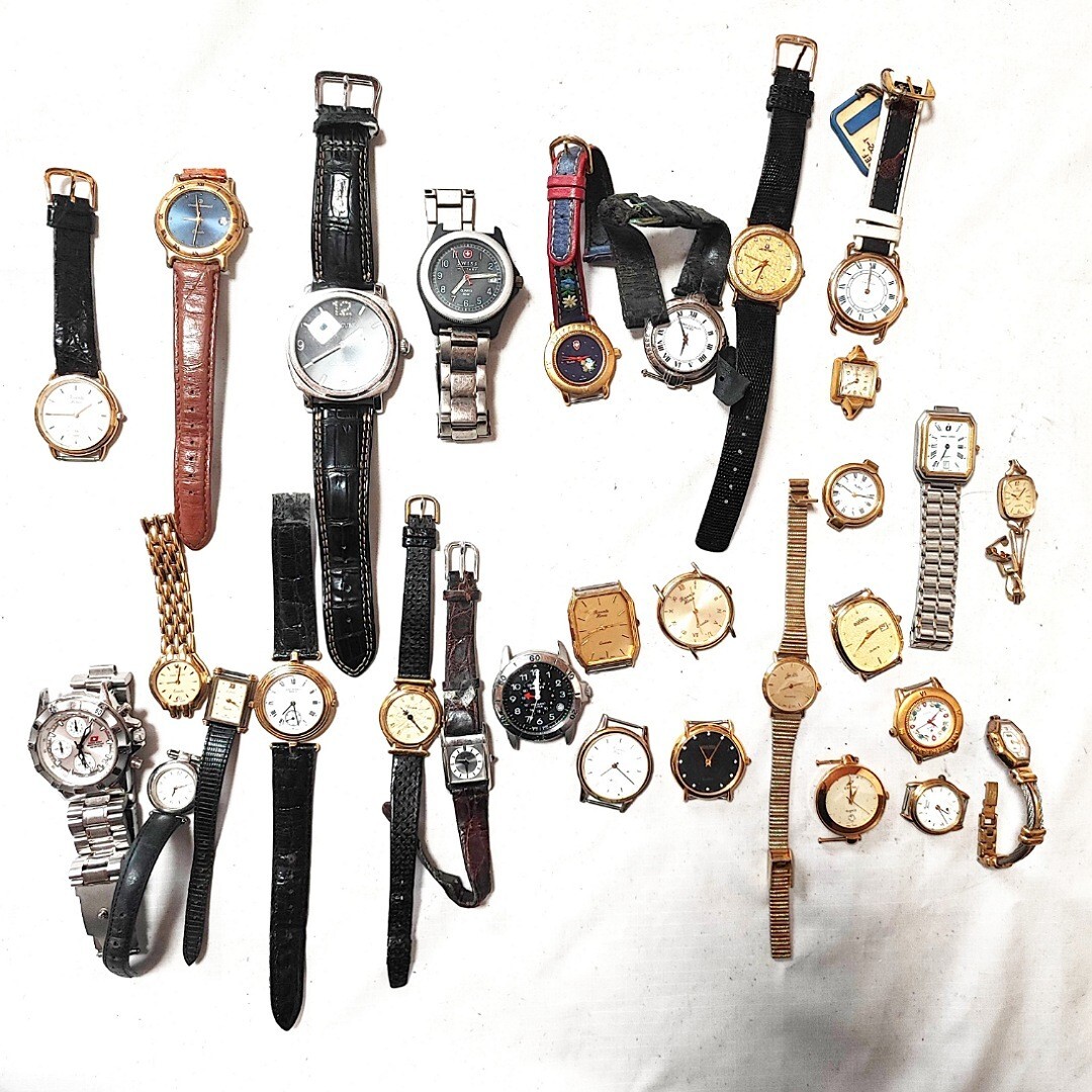 COACH CYMA CANDINO 他 SWISS MADE 腕時計のみ スイス製時計まとめ 50本 アナログ腕時計 大量まとめてセット kg個 メンズレディース H07_画像1