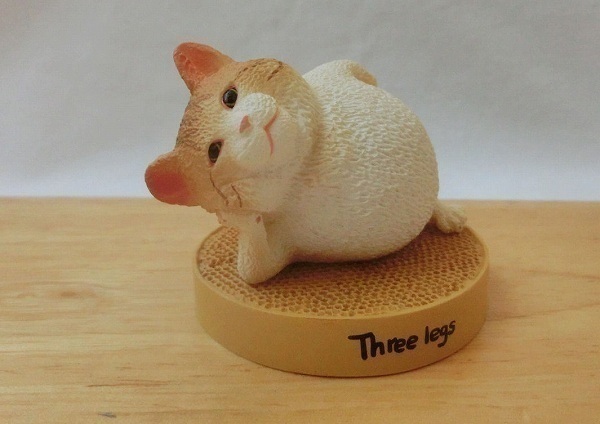 「Three legs」ANIMAL LIFE FUMEAN CATS フィギュア 原型製作 朝隈俊男 動物 置物 猫　ねこ　ネコ アニマルライフ_塗装の剥げや色移り、塗装むら等あり