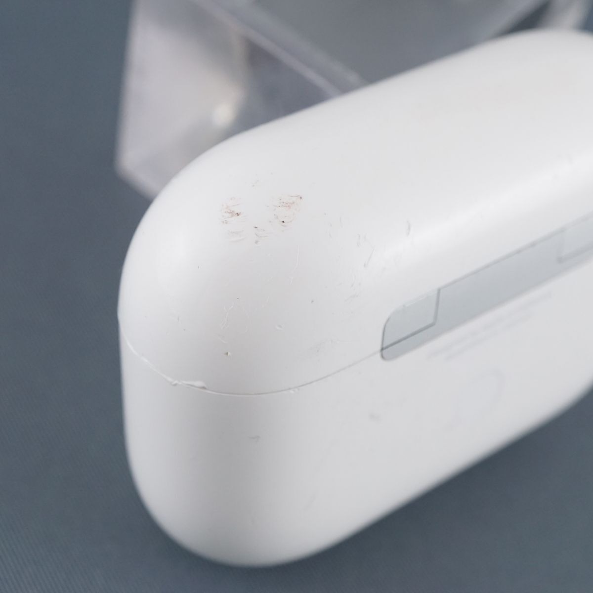 Apple AirPods Pro 充電ケースのみ MagSafe USED品 第一世代 イヤホン エアーポッズ プロ Qi MLWK3J/A 純正 完動品 送料無料 KR V9985_画像7