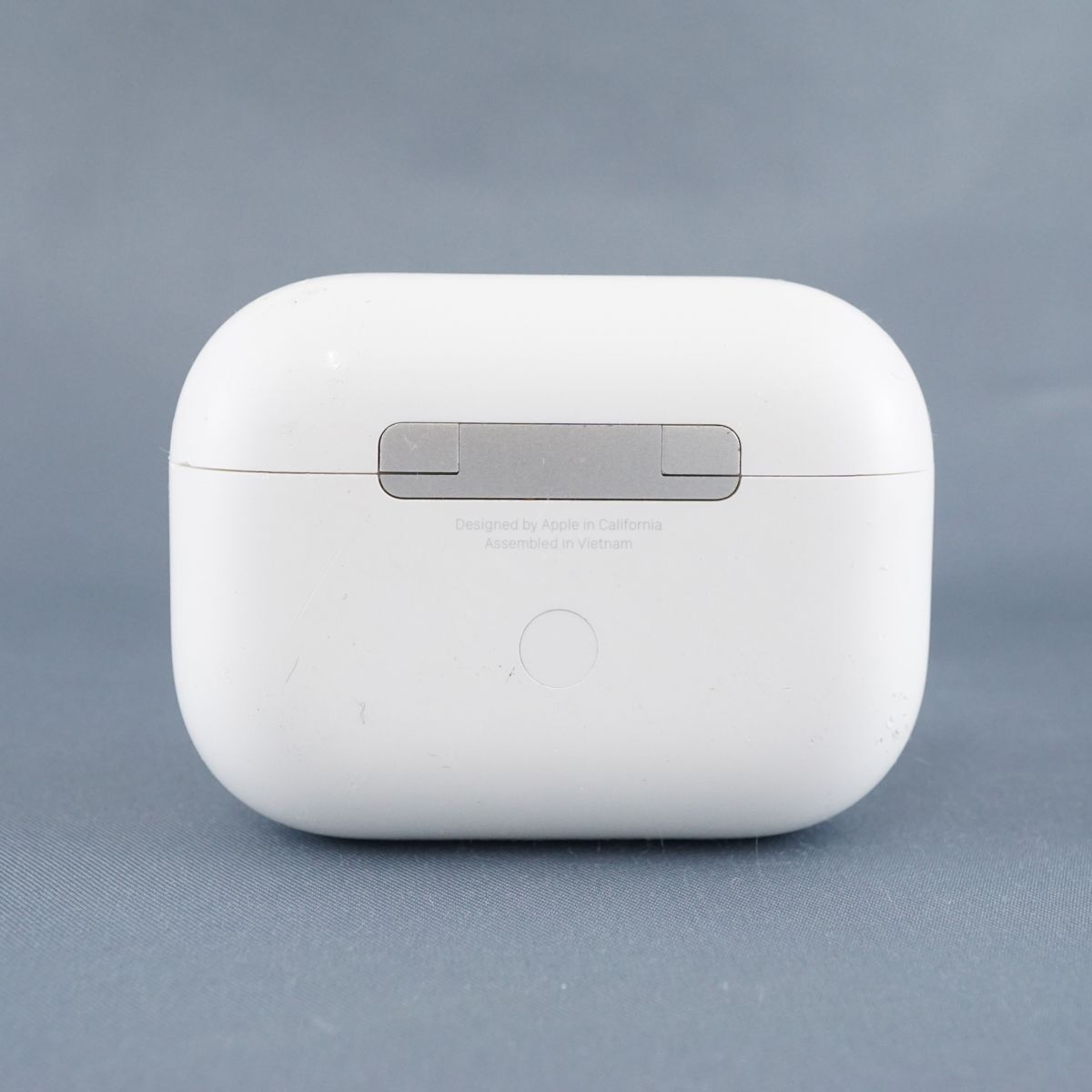 Apple AirPods Pro 充電ケースのみ MagSafe USED品 第一世代 イヤホン エアーポッズ プロ Qi MLWK3J/A 純正 完動品 送料無料 KR V9985_画像3