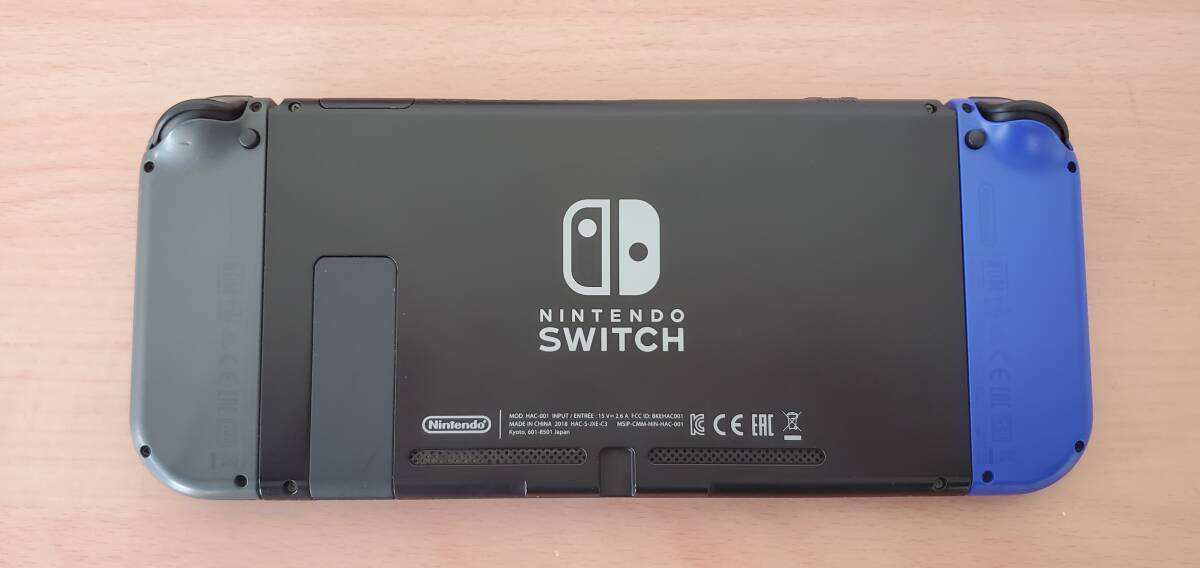 14815A　ニンテンドースイッチ　HAC-001　本体　中古品　初期化済み　簡易動作確認済み_画像3