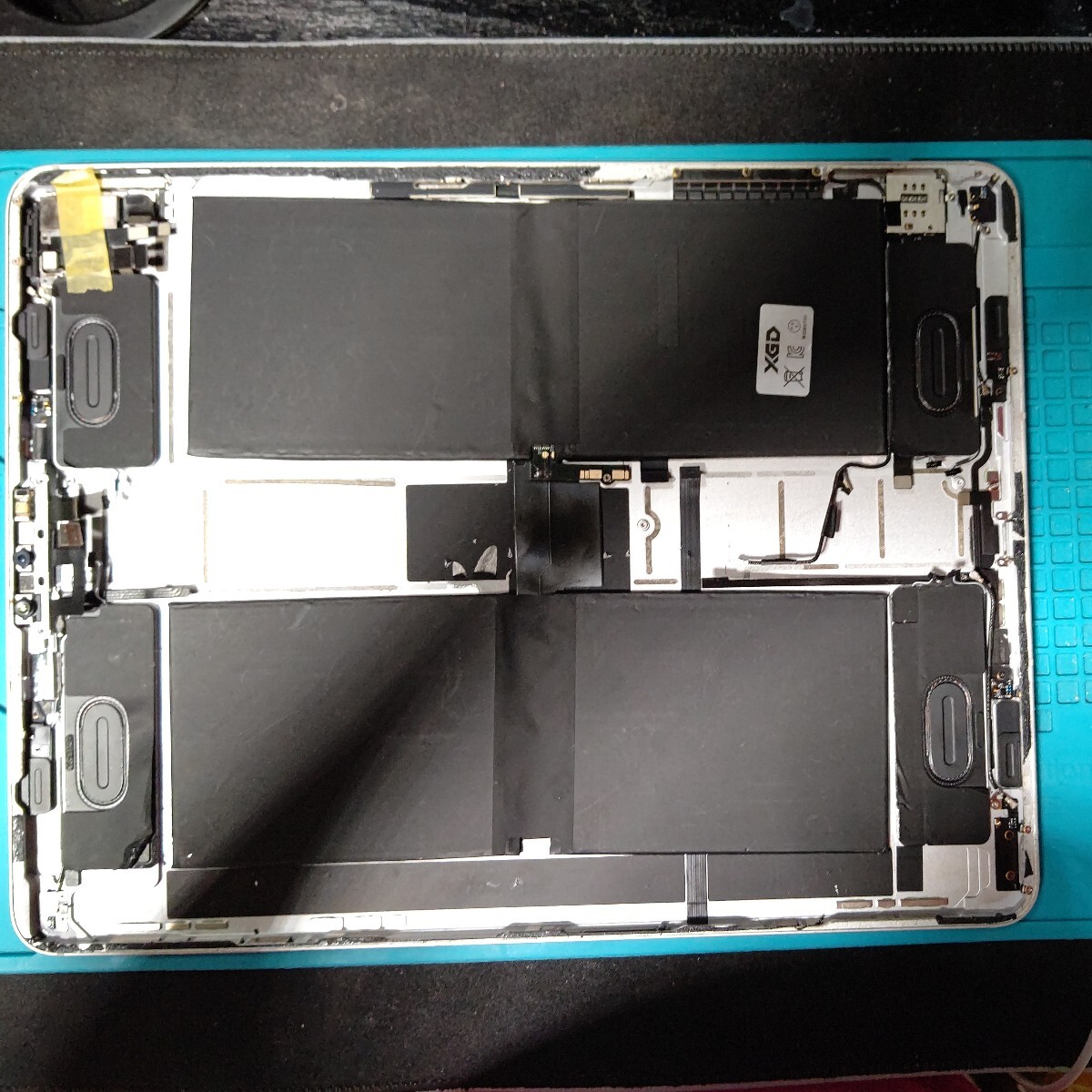 iPad Pro 12.9インチ第5世代 ジャンク品 パーツ取り_画像1