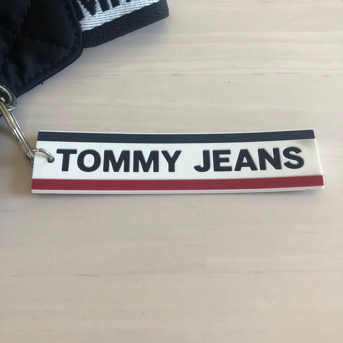 値下げ　TOMMY HILFIGER トミーフィルフィガー　Tommy Jeans ウエストバッグ ボディバッグ ウエストポーチ
